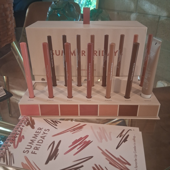 Summer Fridays Lip Balm Collection in Pink, Brown, and Cream - Picture 2 of 5